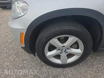 2013 BMW X5 Sports Activity Vehicle xDrive50i - miniatura 8