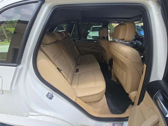 2013 BMW X5 Sports Activity Vehicle xDrive50i - miniatura 13