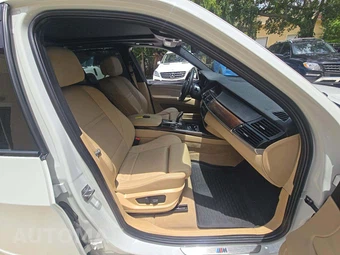 2013 BMW X5 Sports Activity Vehicle xDrive50i - miniatura 15