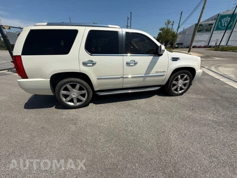 2013 Cadillac Escalade Luxury 1SB - miniatura 31