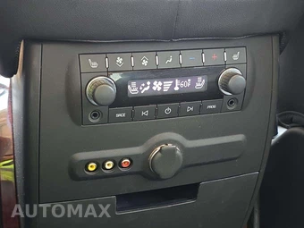 2013 Cadillac Escalade Premium 1SC – miniatura 25
