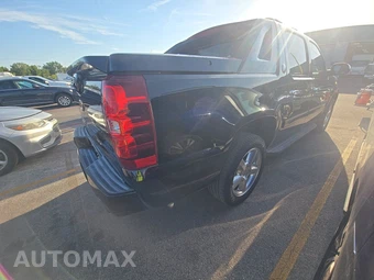 2013 Chevrolet Avalanche LT Crew Cab Short Bed 1LT - miniatura 4