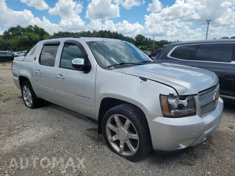 2013 Chevrolet Avalanche LTZ Crew Cab Short Bed 1LZ - miniatura 3