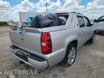 2013 Chevrolet Avalanche LTZ Crew Cab Short Bed 1LZ - miniatura 4