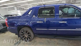 2013 Chevrolet Avalanche LTZ Crew Cab Short Bed 1LZ - miniatura 22