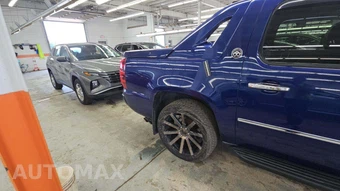 2013 Chevrolet Avalanche LTZ Crew Cab Short Bed 1LZ - miniatura 29