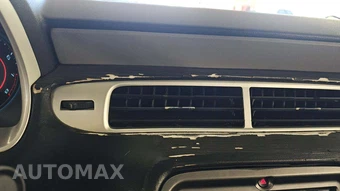 2013 Chevrolet Camaro LS Coupe 2LS – miniatura 35