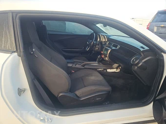 2013 Chevrolet Camaro LT Coupe 1LT – miniatura 8
