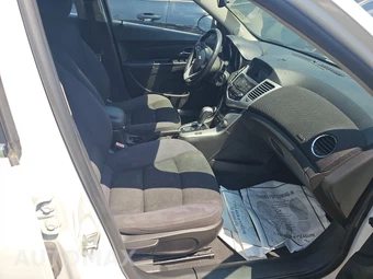 2013 Chevrolet Cruze 1LT 1SD - miniatura 8