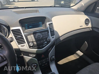2013 Chevrolet Cruze LS 1SA – miniatura 11