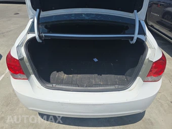 2013 Chevrolet Cruze LS 1SA – miniatura 16