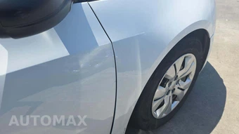 2013 Chevrolet Cruze LS 1SA – miniatura 29