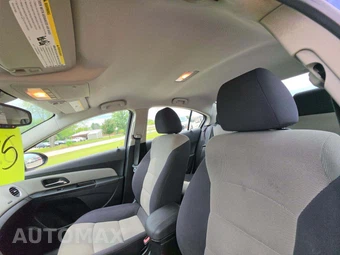 2013 Chevrolet Cruze LS 1SA - miniatura 11