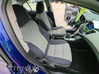2013 Chevrolet Cruze LS 1SA - miniatura 17