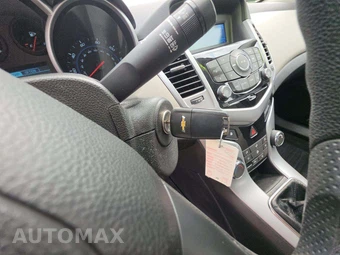 2013 Chevrolet Cruze LS 1SA - miniatura 8