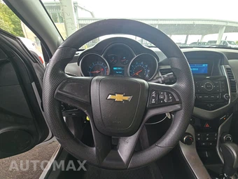 2013 Chevrolet Cruze LS 1SB - miniatura 10
