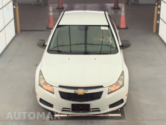 2013 Chevrolet Cruze LS 1SB - miniatura 2