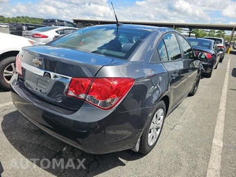 2013 Chevrolet Cruze LS 1SB - miniatura 4