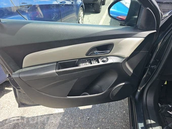 2013 Chevrolet Cruze LS 1SB - miniatura 9