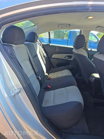 2013 Chevrolet Cruze LS 1SB – miniatura 16