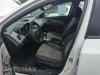 2013 Chevrolet Cruze LS 1SB – miniatura 6