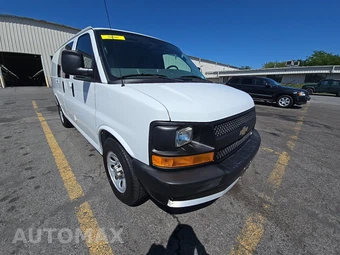 2013 Chevrolet Express 1500 Cargo Van 1WT 135.0" WB - miniatura 3