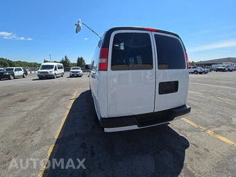 2013 Chevrolet Express 1500 Cargo Van 1WT 135.0" WB - miniatura 6