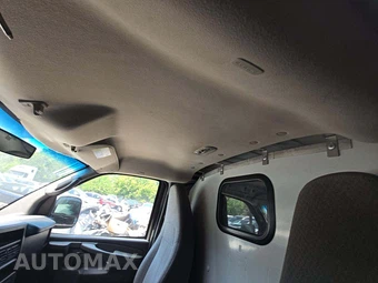 2013 Chevrolet Express 1500 Cargo Van 1WT 135.0" WB - miniatura 10