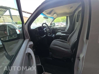 2013 Chevrolet Express 1500 Cargo Van 1WT 135.0" WB - miniatura 6
