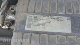 2013 Chevrolet Express 1500 Cargo Van 1WT 135.0" WB - miniatura 24