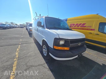 2013 Chevrolet Express 1500 Cargo Van 1WT 135.0" WB – miniatura 3