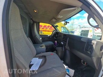 2013 Chevrolet Express 1500 Cargo Van 1WT 135.0" WB – miniatura 8