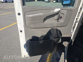 2013 Chevrolet Express 1500 Cargo Van 1WT 135.0" WB – miniatura 9