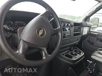 2013 Chevrolet Express 1500 Cargo Van 1WT 135.0" WB - miniatura 10