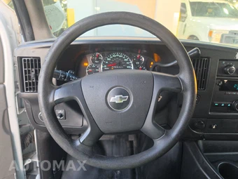 2013 Chevrolet Express 1500 Cargo Van 1WT 135.0" WB - miniatura 10