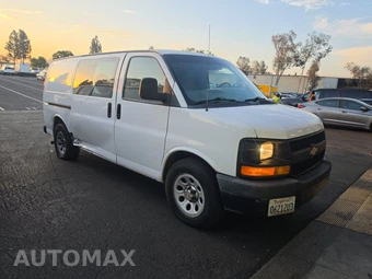2013 Chevrolet Express 1500 Cargo Van 1WT 135.0" WB - miniatura 3