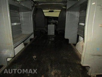 2013 Chevrolet Express 1500 Cargo Van 1WT 135.0" WB – miniatura 17