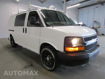 2013 Chevrolet Express 1500 Cargo Van 1WT 135.0" WB – miniatura 3