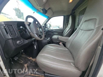 2013 Chevrolet Express 2500 Cargo Van 1WT 135.0" WB - miniatura 7
