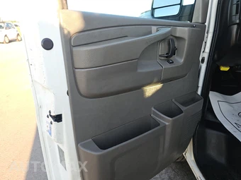 2013 Chevrolet Express 2500 Cargo Van 1WT 135.0" WB - miniatura 9