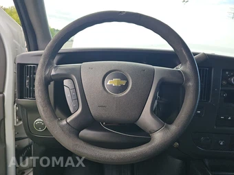 2013 Chevrolet Express 2500 Cargo Van 1WT 135.0" WB - miniatura 10