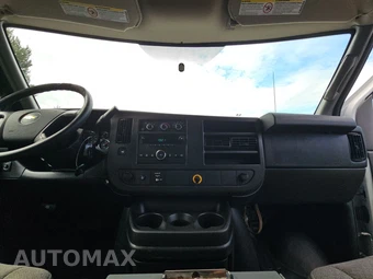 2013 Chevrolet Express 2500 Cargo Van 1WT 135.0" WB - miniatura 11
