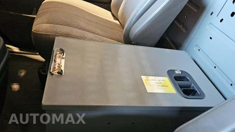 2013 Chevrolet Express 2500 Cargo Van 1WT 135.0" WB - miniatura 31