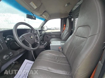 2013 Chevrolet Express 2500 Cargo Van 1WT 135.0" WB - miniatura 13