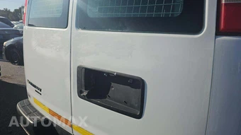 2013 Chevrolet Express 2500 Cargo Van 1WT 135.0" WB – miniatura 23