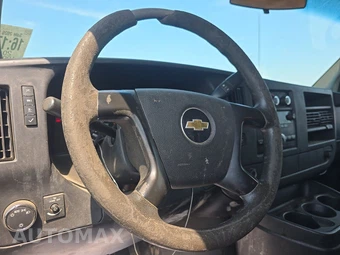 2013 Chevrolet Express 2500 Cargo Van 1WT 135.0" WB – miniatura 10