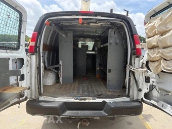 2013 Chevrolet Express 2500 Cargo Van 1WT 135.0" WB - miniatura 19