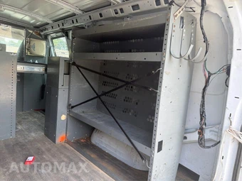2013 Chevrolet Express 2500 Cargo Van 1WT 135.0" WB - miniatura 36
