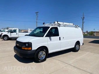 2013 Chevrolet Express 2500 Cargo Van 1WT 135.0" WB - miniatura 2