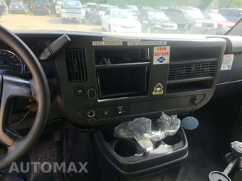 2013 Chevrolet Express 2500 Cargo Van 1WT 135.0" WB – miniatura 10